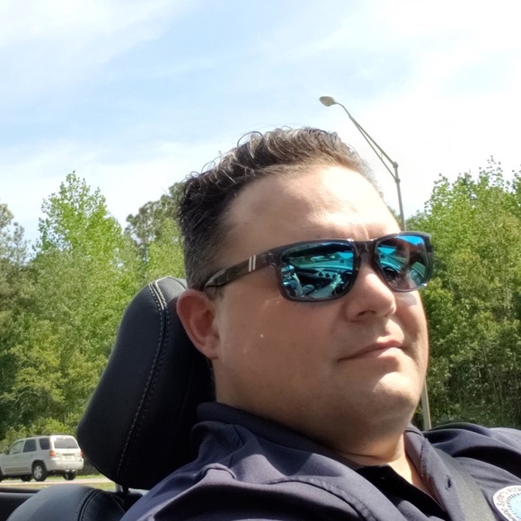 Meet your Posher, Jeff - Picture 1 of 1